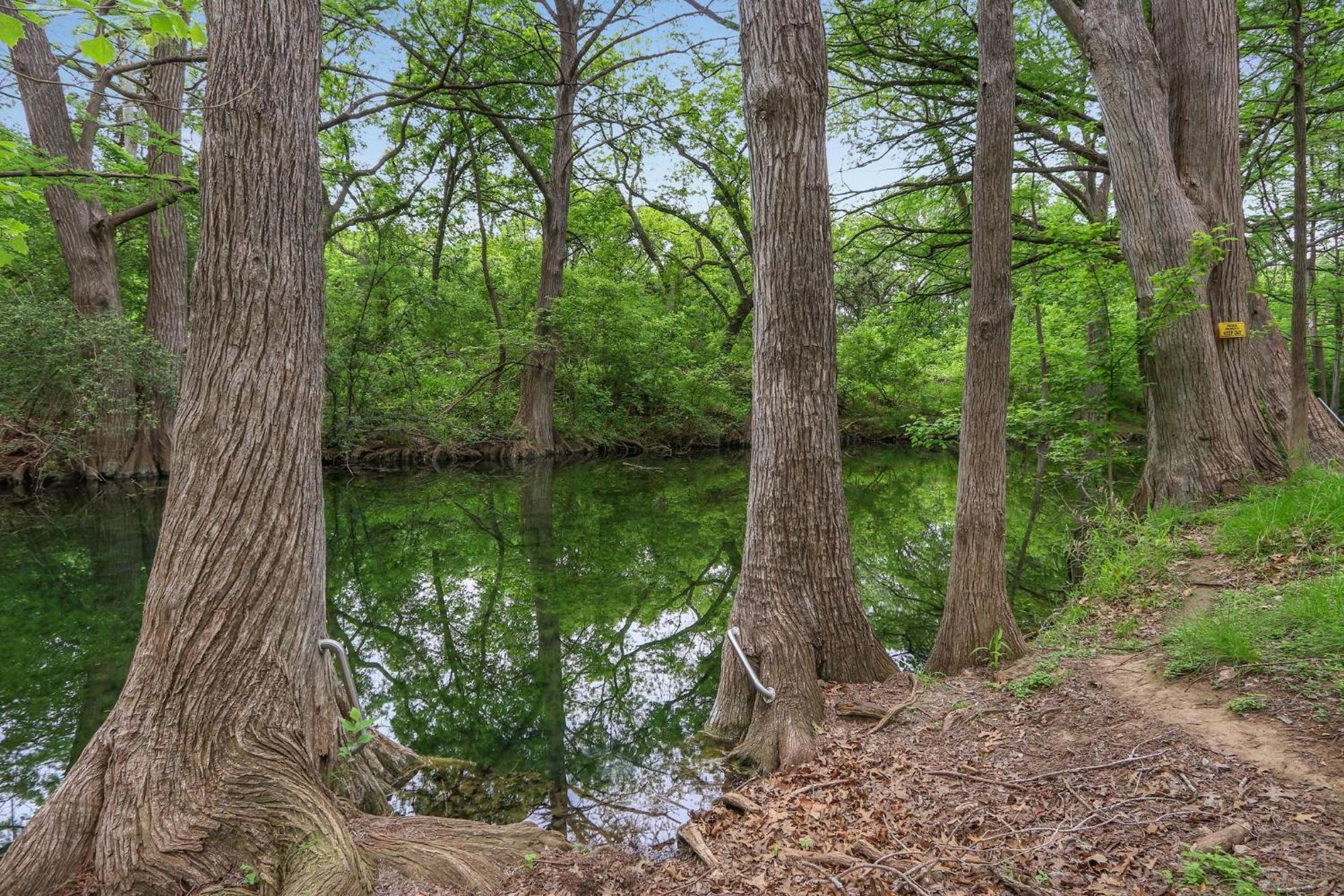 Villa Rock House On Cypress Creek Wimberley Esterno foto