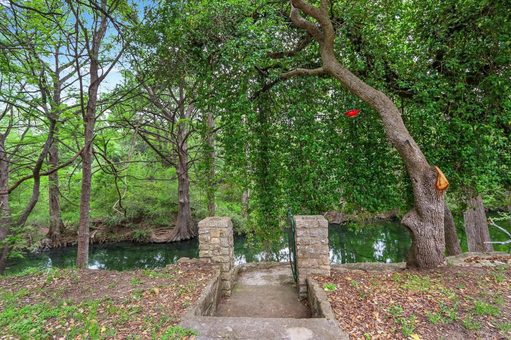 Villa Rock House On Cypress Creek Wimberley Esterno foto